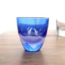 画像をギャラリービューアに読み込む, Penguin Couple 冷酒杯 青藍