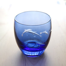 画像をギャラリービューアに読み込む, Dolphin Dance 丸オールド青藍