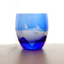 画像をギャラリービューアに読み込む, Penguin Couple 丸オールド青藍