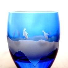 画像をギャラリービューアに読み込む, Penguin Couple 丸オールド青藍