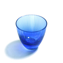 Load image into Gallery viewer, ぐい呑千筋 青藍・金赤 - THE GLASS GIFT SHOP SOKICHI