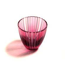 Load image into Gallery viewer, ぐい呑滝縞 青藍・金赤<艶消し> - THE GLASS GIFT SHOP SOKICHI