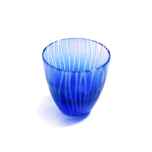 画像をギャラリービューアに読み込む, ぐい呑よろけ縞 青藍・金赤<艶消し> - THE GLASS GIFT SHOP SOKICHI