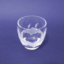 画像をギャラリービューアに読み込む, Penguin couple 冷酒杯 - THE GLASS GIFT SHOP SOKICHI

