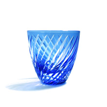 Load image into Gallery viewer, ぐい呑滝縞斜め 青藍・金赤 - THE GLASS GIFT SHOP SOKICHI
