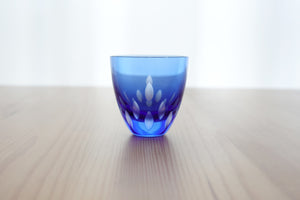 十六葉 青藍ぐい呑 - THE GLASS GIFT SHOP SOKICHI