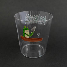 Load image into Gallery viewer, frog bar shaker 1 - THE GLASS GIFT SHOP SOKICHI

